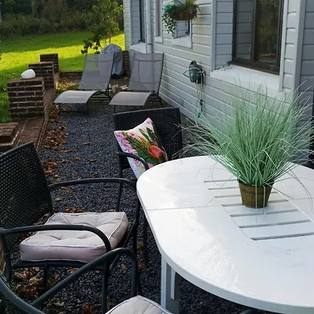 De La Falaise Holiday home *