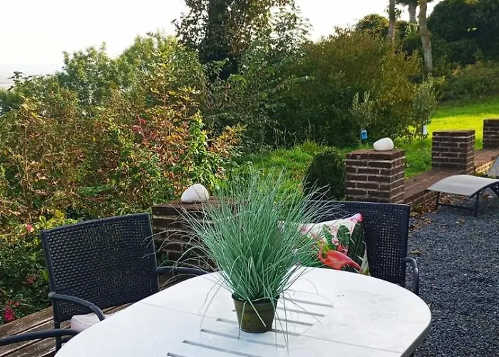 De La Falaise Holiday home *